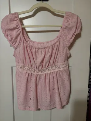 Pink top Size M thumbnail 1