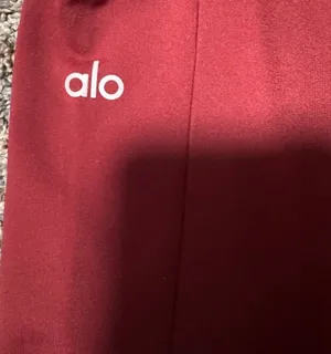 Alo Yoga Leggings thumbnail 4