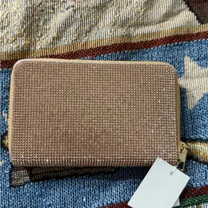 Tems Glittering Gold Evening Clutch thumbnail 4