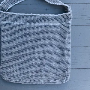 Grey/White Zip Up Knit Crossbody Bag Purse thumbnail 2