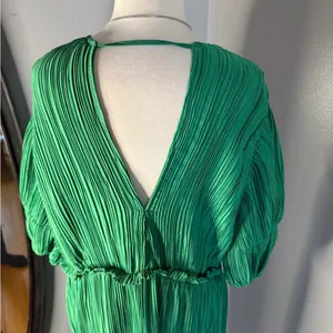 Anthropologie Emerald Green Pleated Midi Dress with Puff Sleeves thumbnail 9