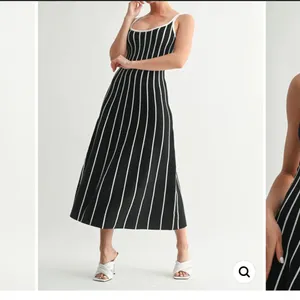 Evenuel Black & White Striped Midi Dress - Classic Sleeveless Style thumbnail 3