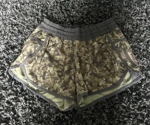 Lululemon Shorts thumbnail 1