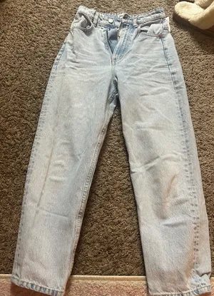 ZARA Jeans Mom Light Wash Denim thumbnail 1