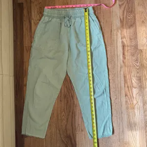 Zara Sage‎ Green Lyocell Cotton Elastic Waist Raw Hem Pants Womens Medium thumbnail 2