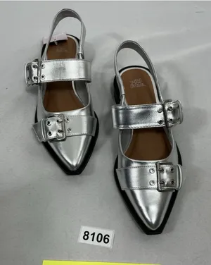 Womans NWT Wild Fable Peyton Slingback Slipon Flat Shoes Silver 7 thumbnail 1