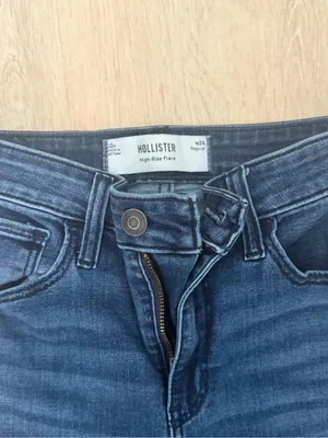 Hollister High-Rise Flare Jeans Women’s 00R W24 Dark Wash Distressed Y2K thumbnail 2