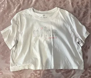 Nike Tee thumbnail 1