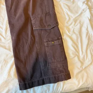 BDG brown cargo jeans thumbnail 4
