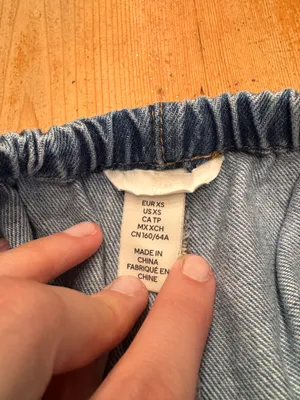 H&M Drawstring Denim Shorts thumbnail 4