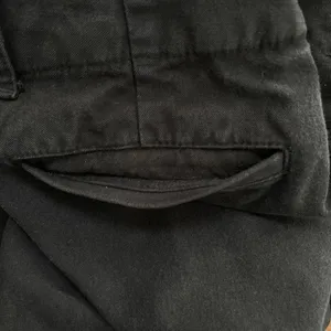 Aritzia Wilfred Free High Rise Utility Pants in Black – Size 10 thumbnail 6