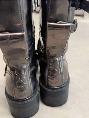 DKNY Black Patent Leather Combat Boots Lace Up Buckle Women’s 8 thumbnail 7