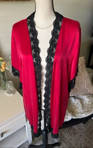 Victoria secret Vtg 80’s red silk blk lace trim short robe OS thumbnail 1