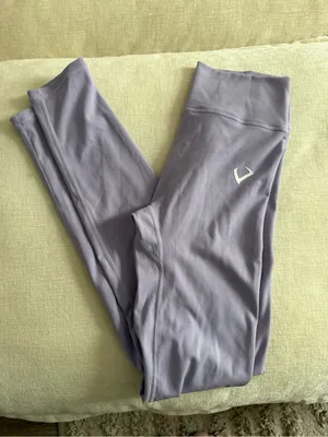 Violate The Dress Code High-Waist V-Back Leggings in Soft Lavender thumbnail 4