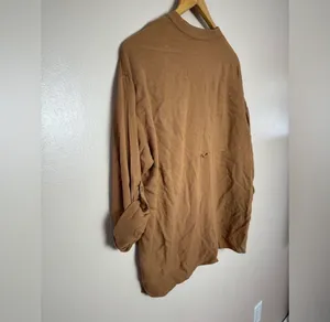 CLEARANCE! Brown Young, Fabulous & Broke Top Size M EUC thumbnail 4