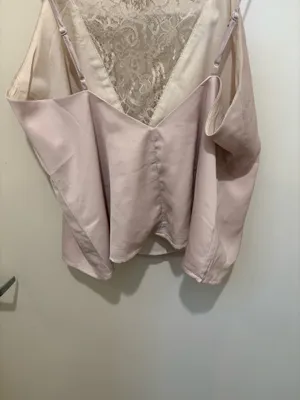 Tobi Lace satin tank top thumbnail 4