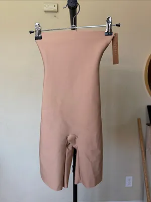 SKIMS Core Sculpt High-Waisted Shorts Size XS Brand NWT Clay Nude thumbnail 3
