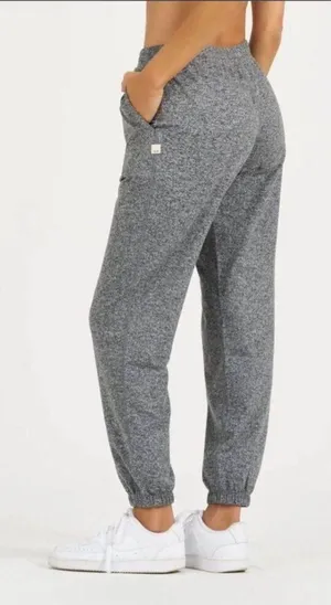 Vuori Boyfriend Sweatpants Joggers Small Gray Athleisure Lounge Minimal Travel thumbnail 1
