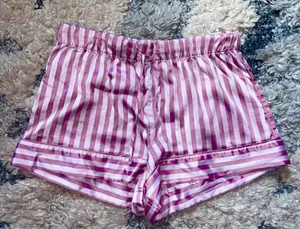 Victoria's Secret Shorts thumbnail 1