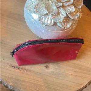 YSL‎ Yves Saint Laurent Parfums Pink Nylon Makeup Pouch thumbnail 5