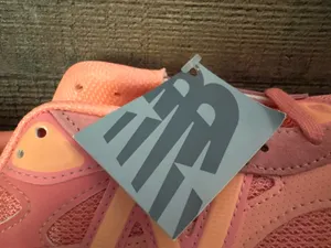 New Balance Shoes 910s thumbnail 2