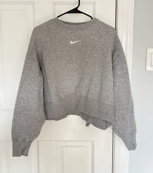 Cropped Nike Crewneck thumbnail 1