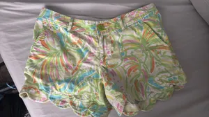 Lilly Pulitzer  Shorts thumbnail 1