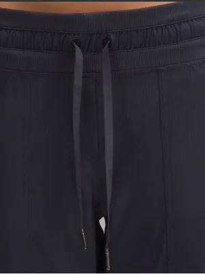Lululemon Dance Studio Mid-Rise Cropped Pant in Black Night W2537 Sz 8 thumbnail 4