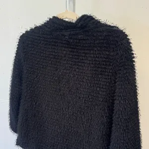NWT Vince Camuto Opulent Mood Fringed Eyelash Mock Neck Sweater Rich Black XS thumbnail 4