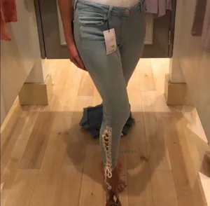 Forever 21 Cropped Jeans thumbnail 1