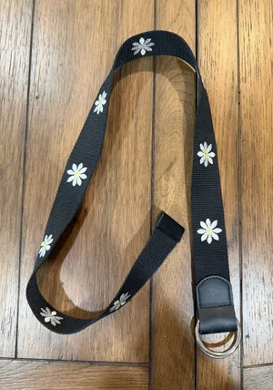 Target Black Daisy Webbing Belt with White Flowers X-Small thumbnail 1