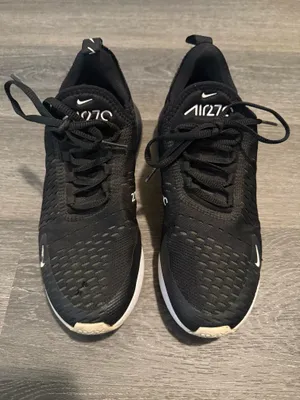 Nike Air Max 270 Shoes thumbnail 2