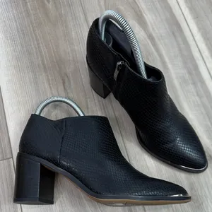 Franco Sarto pebbled leather Brooks ankle heeled boots size 7 thumbnail 1