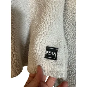 DKNY Sport White Patriots Cropped Teddy Bear Pullover Sweatshirt Womens Large thumbnail 6