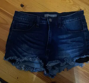 Jeans Shorts Size Large Like New thumbnail 1