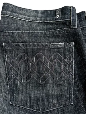 EUC 7 For All Mankind Dojo Bootcut Shimmer Pocket Long Inseam Jeans Black Sz. 28 thumbnail 2