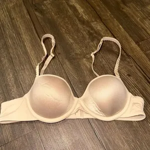Thirdlove creamy nude 34A luxe Classic T-shirt bra thumbnail 2