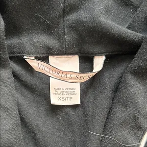 Victoria's Secret Black Robe with White Accents thumbnail 2