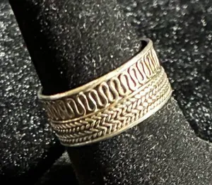 Woven pattern Sterling Silver Band Ring size 7.5 thumbnail 1