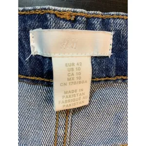 H&M Regular Waist Jean Shorts‎ Womens 10 Medium Wash Denim Festival DIY Cut Off thumbnail 6
