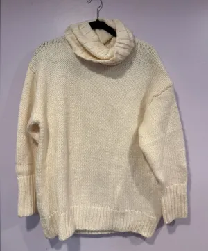 White Cowl neck American‎ Eagle long Sweater / dress thumbnail 1