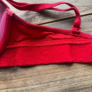 Victoria’s Secret PINK Red Wear Everywhere Super Push Up Bra Size 32C thumbnail 5