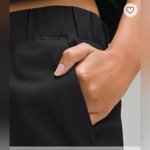 Lululemon Luxtreme Slim-fit Mid-rise Jogger Pants in Black Size Medium thumbnail 4