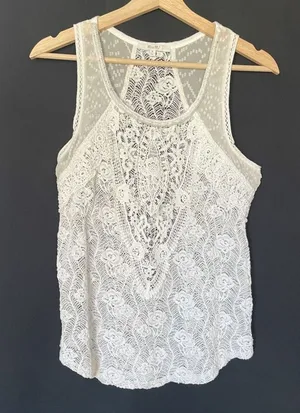 Miss Me Womens White Lace Sleeveless Tank Top M sheer summer top casual floral thumbnail 1