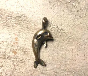 Silver 1” Dolphin Charm thumbnail 1