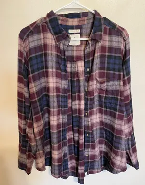 American Eagle Boyfriend Fit Flannel thumbnail 1