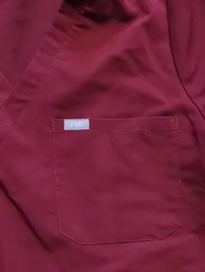 Figs Burgundy Catarina One-Pocket Scrub Top Size Large thumbnail 3