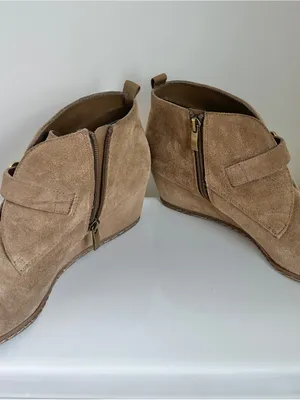 Franco Sarto Amerosa Buckle Wedge Bootie Tan Suede Size 9 thumbnail 4