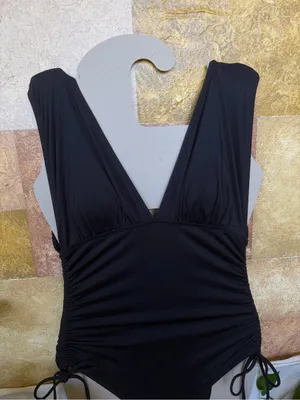 Michael Kors One Piece Plunge V-Neck Ruched Adjustable Side-Tie Swimsuit, Size 6 thumbnail 4