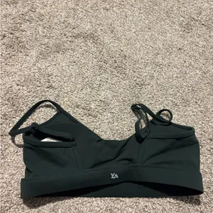 YoungLA Legacy Sports Bra Emerald Green Size Small EUC SOLD OUT ONLINE thumbnail 3
